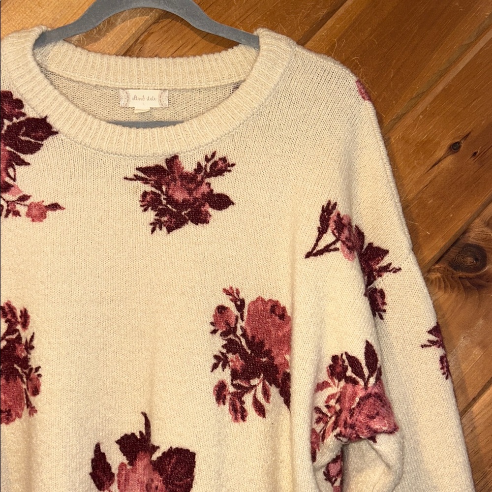 Altar’d State tan & maroon large floral puff sleeve sweater - Picture 3 of 5
